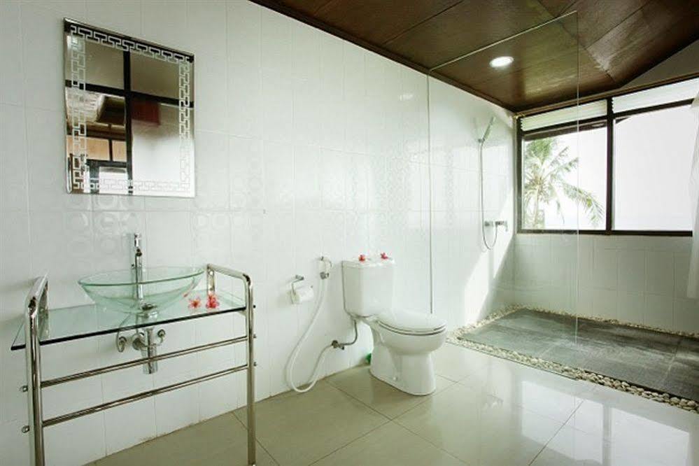 Soka Indah Restaurant & Bungalows Selemadeg  Exterior photo